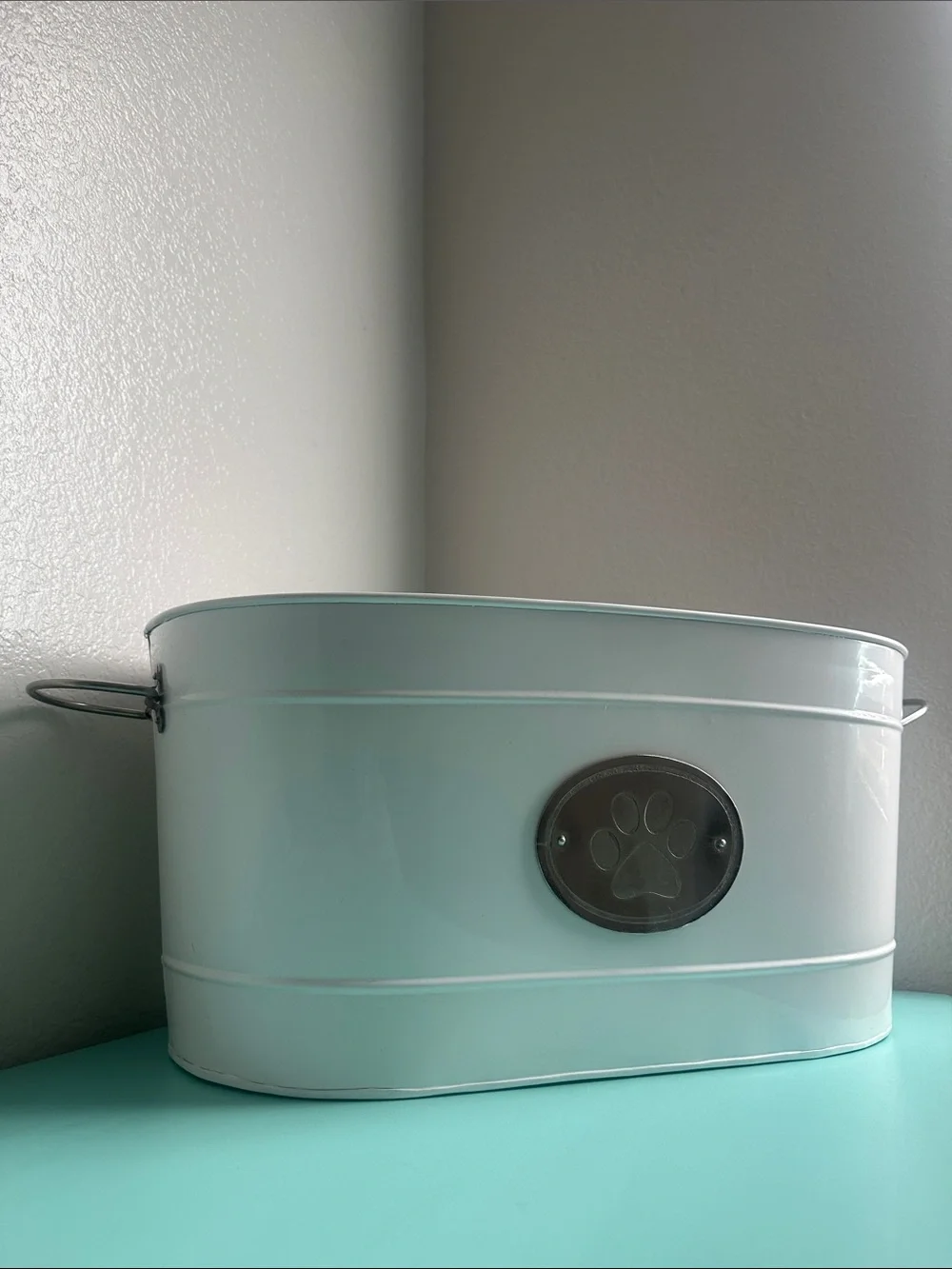 Harry Baker white handmade metal storage tub with silver paw detail-used